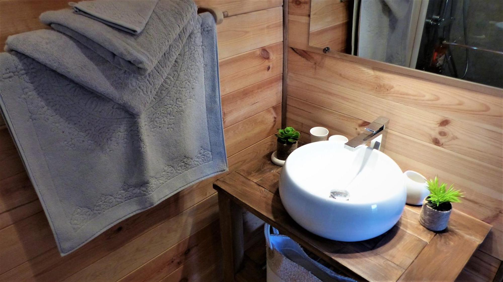 Bed and Breakfast La Bisquine Saint-Nolff Habitación foto